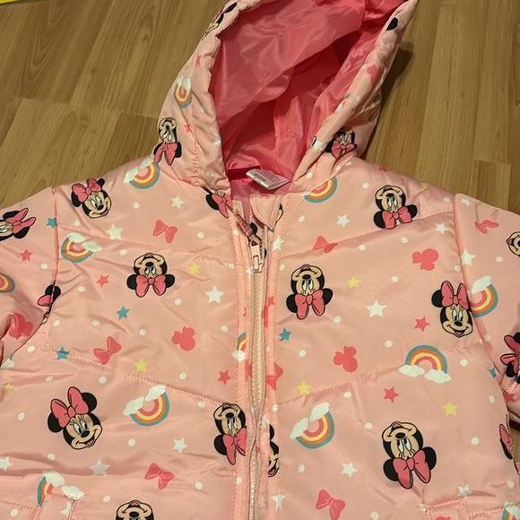 NWT Minnie, mouse puffer jacket - Picture 3 of 7
